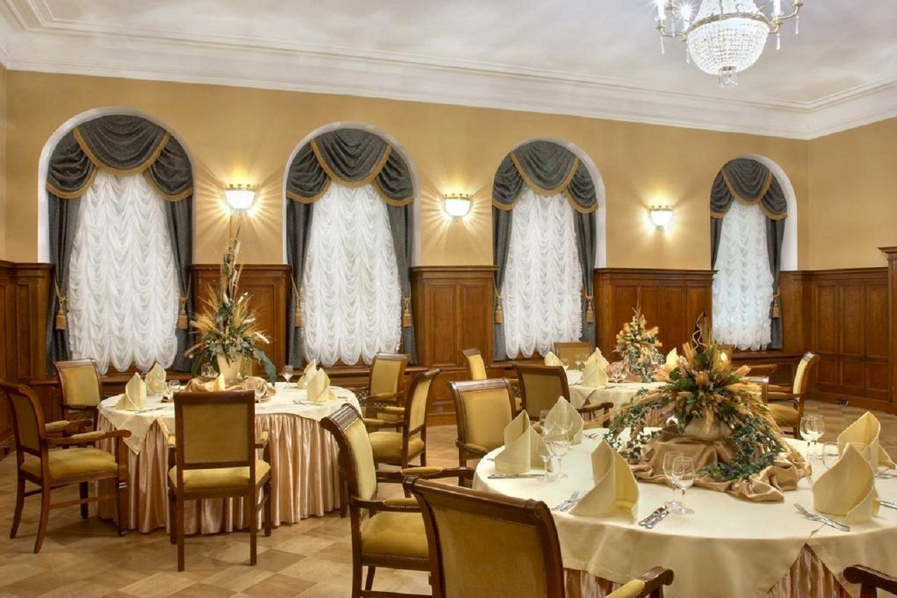 Petro Palace Hotel San Petersburgo Restaurante foto